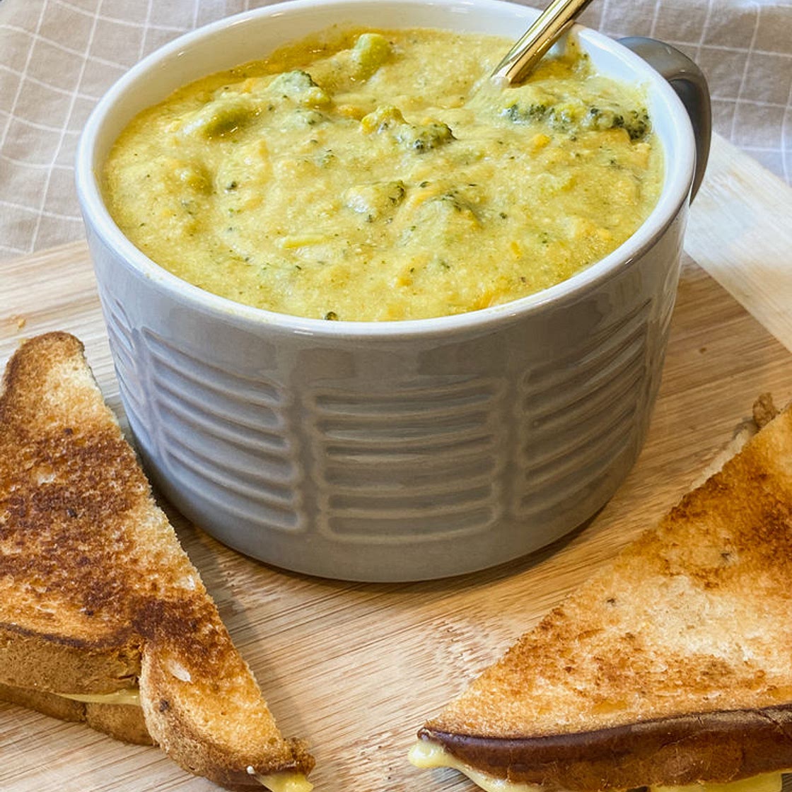 Vegan Broccoli Cheddar Soup