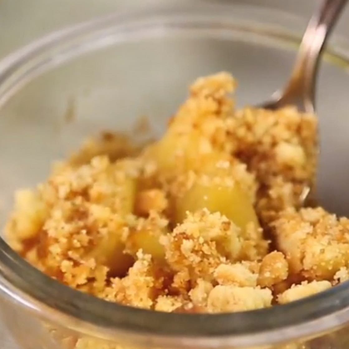 Quick apple crisp