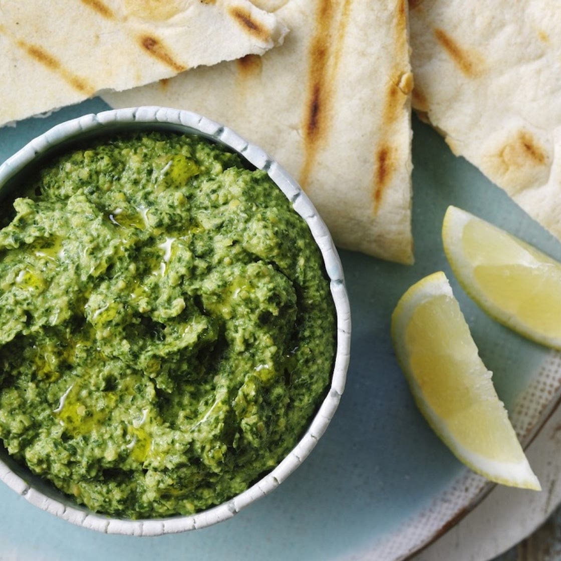 Spinach houmous with pitta