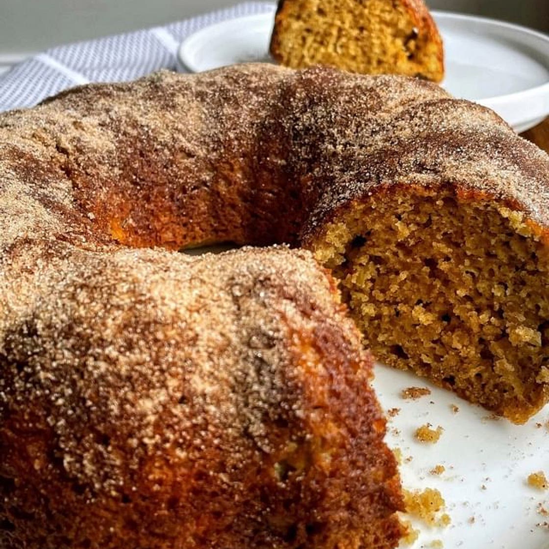 Apple cider donut bundt cake