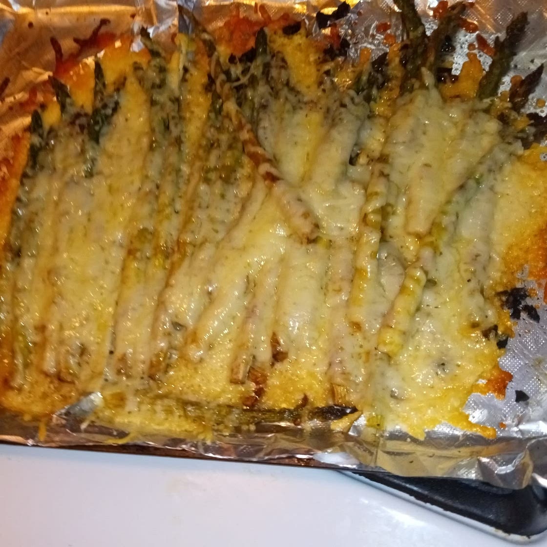 Cheesy Garlic Roasted Asparagus
