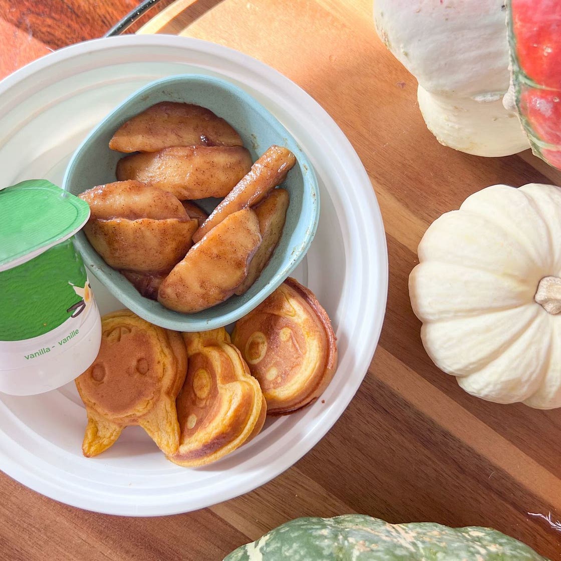 Toddler Breakfast Meal Prep | Pumpkin Waffles + Cinnamon Apples