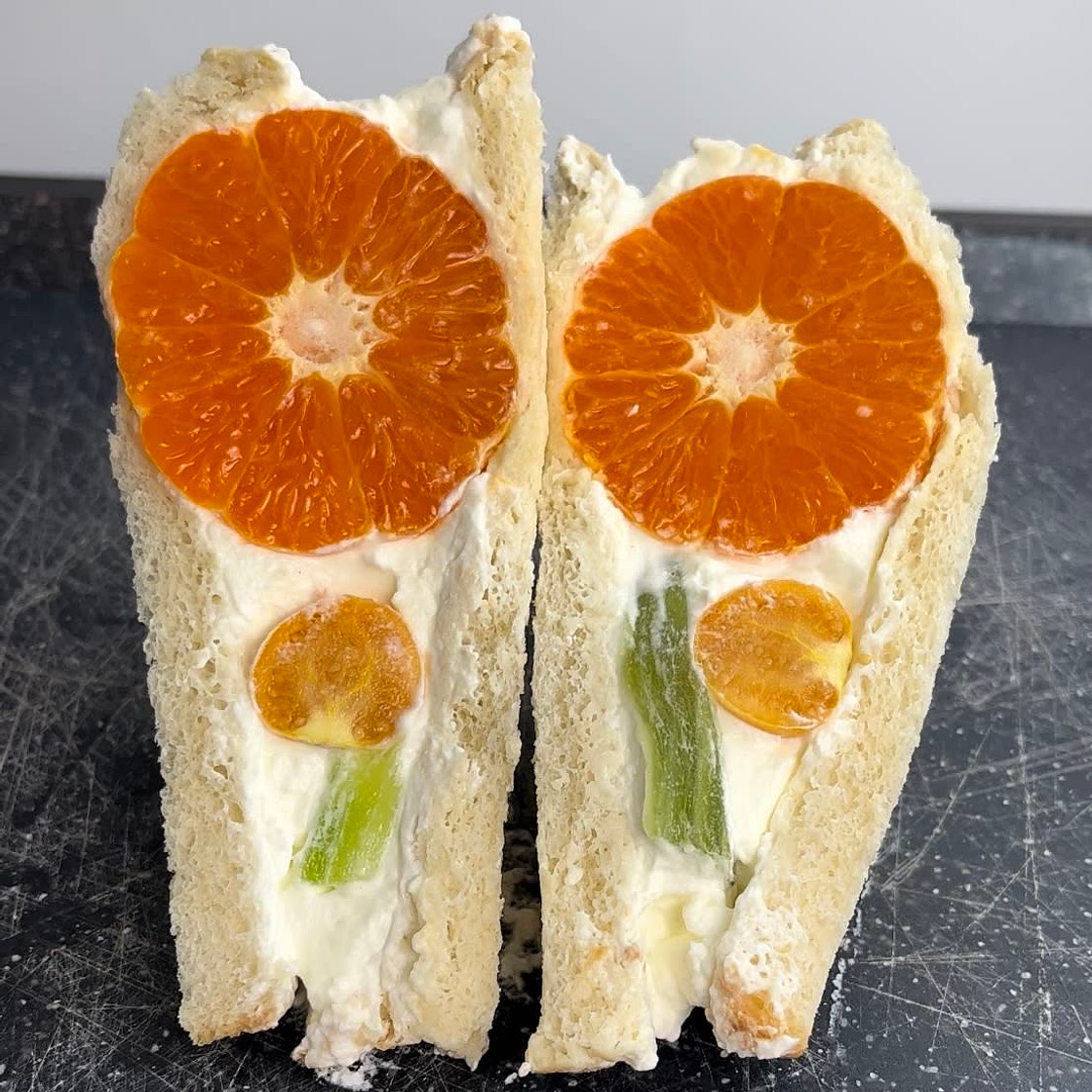 Sandwiches around the world Episode 1: Fruit sand (Japan)