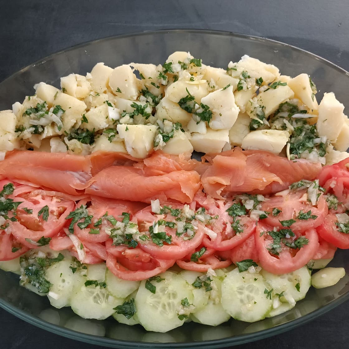 Salade de pommes de terre au saumon fumé