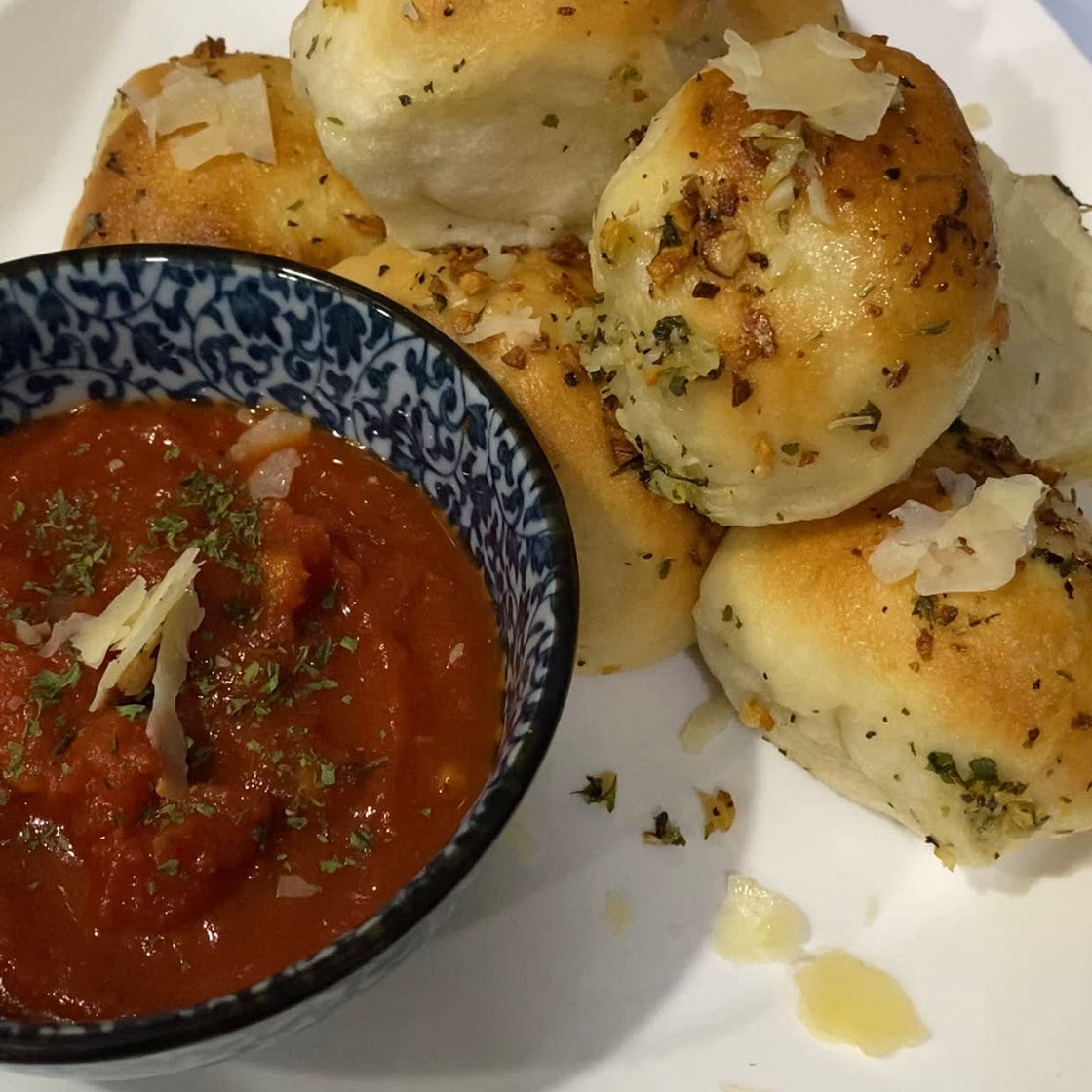 WIC Approved Pull-Apart Garlic Bread