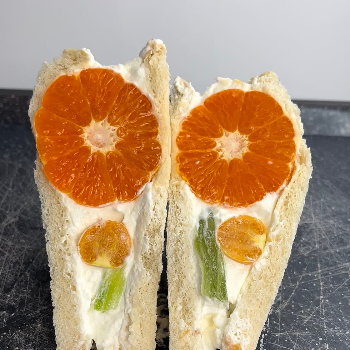 Episode 1 - Fruit sando - Japan