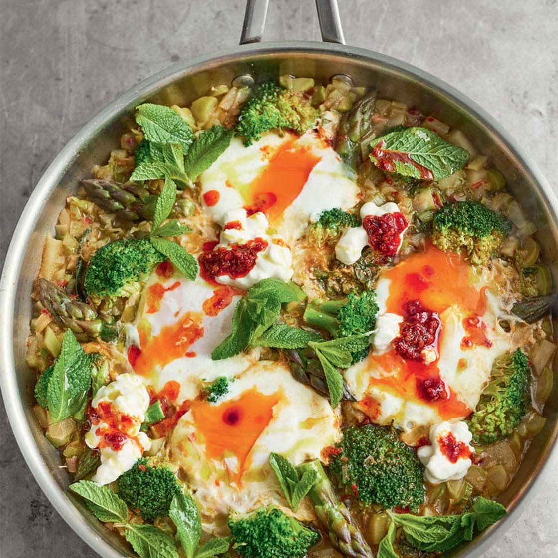 Green shakshuka