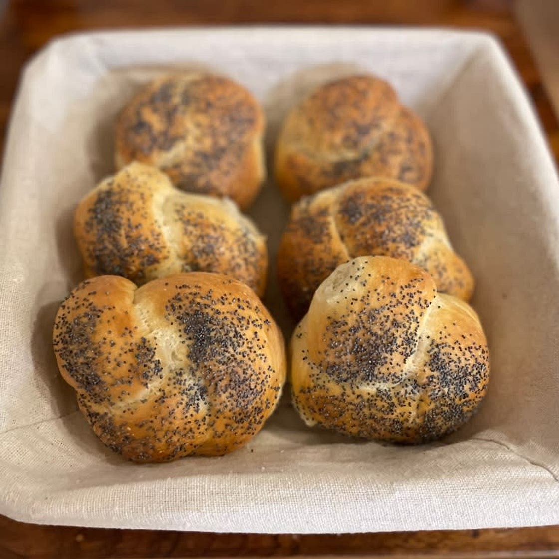 Easy Soft Poppy Seed Knot Rolls