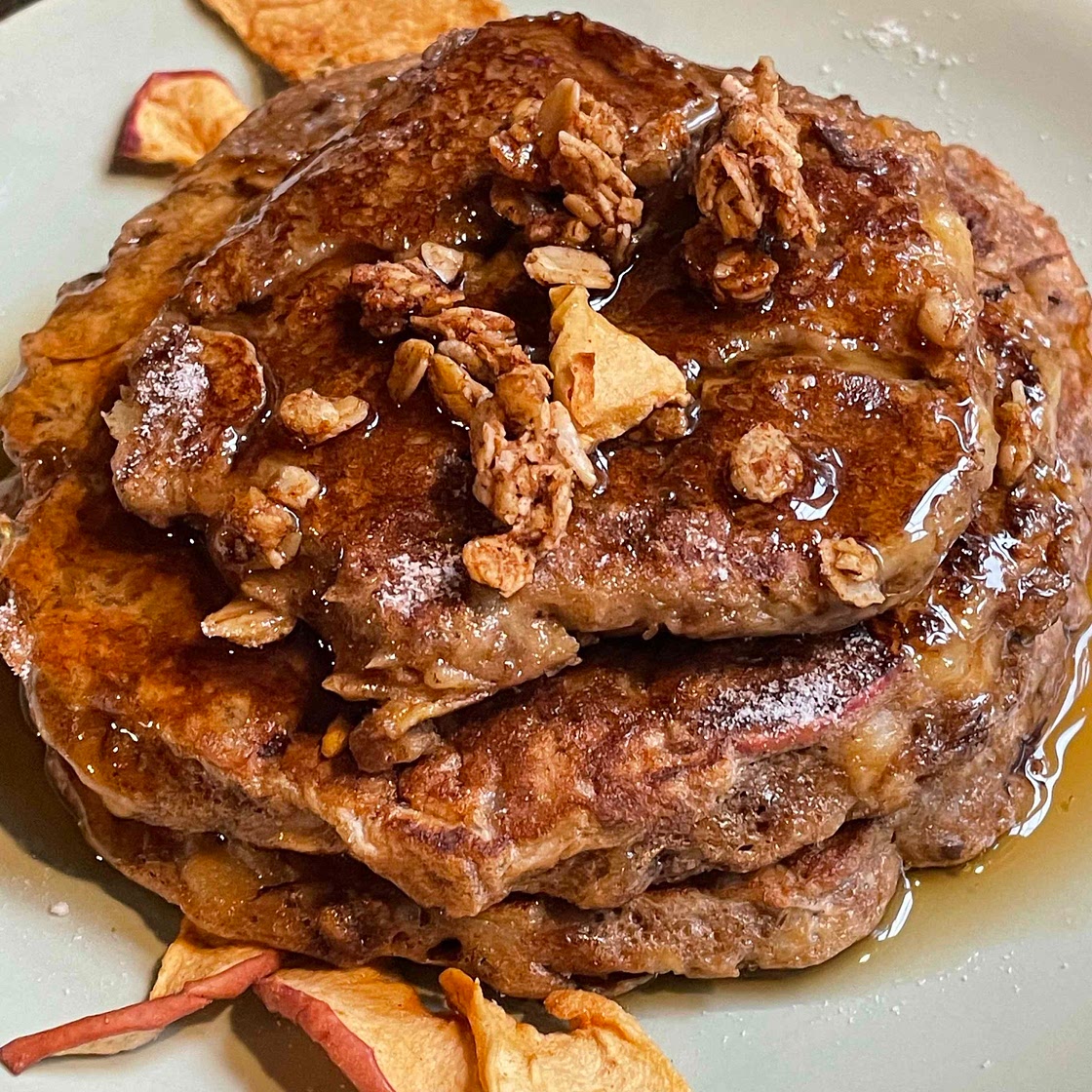 Healthy PB Apple/Banana Pancakes 🥞 
