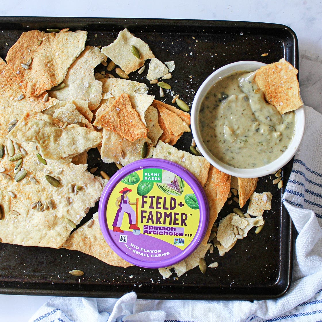 Giant Cracker with Spinach Artichoke Dip! 🥬