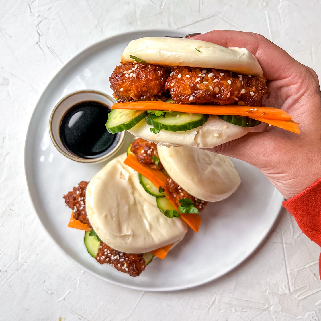 Crispy Chicken Bao Buns