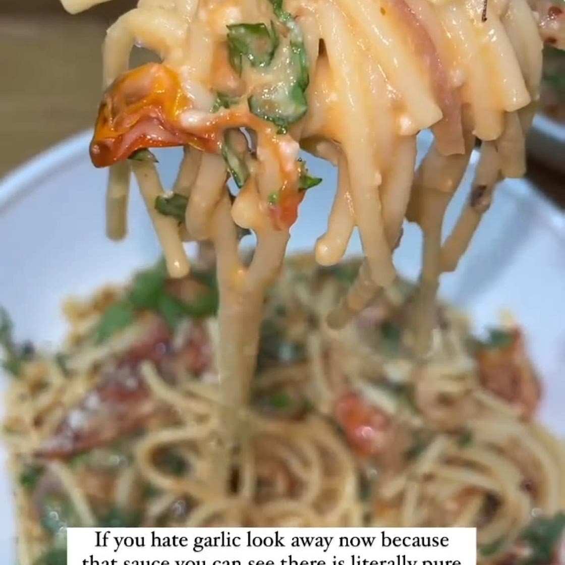 Roasted Garlic and Chorizo Spaghetti