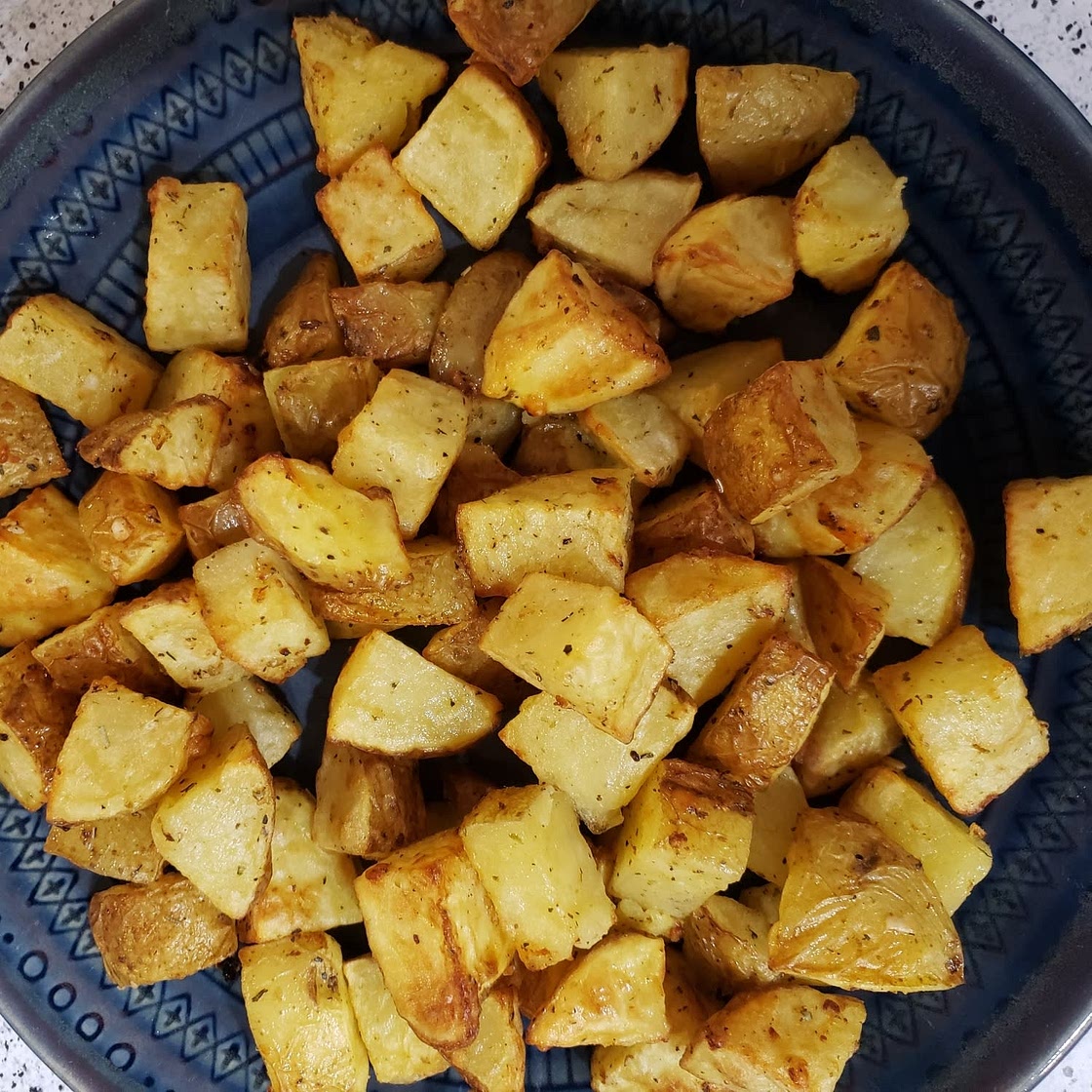 Air Fryer Roasted Potatoes