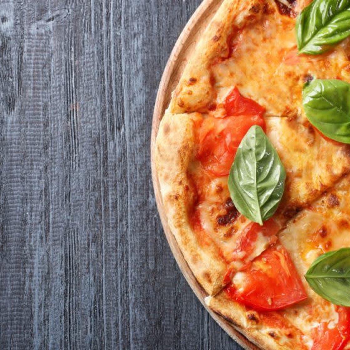 Pizza   EXPRESS TOMATES ET CRÈME DE BASILIC