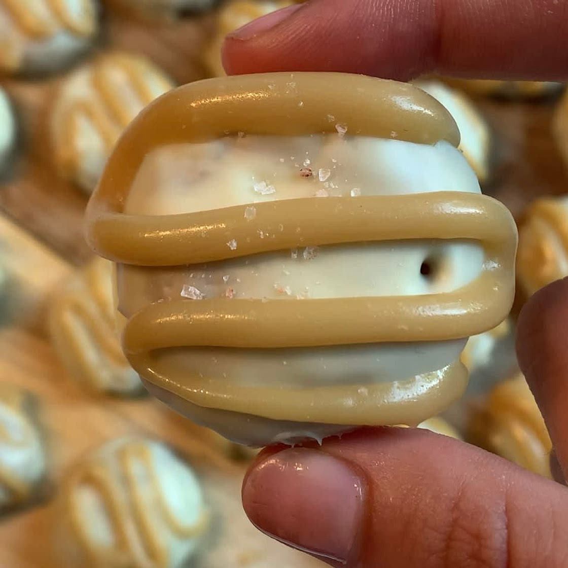 White chocolate kruidnoten (salty caramel)