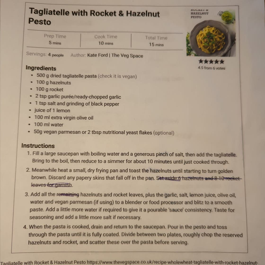 Tagliatelle with rocket and hazelnut pesto