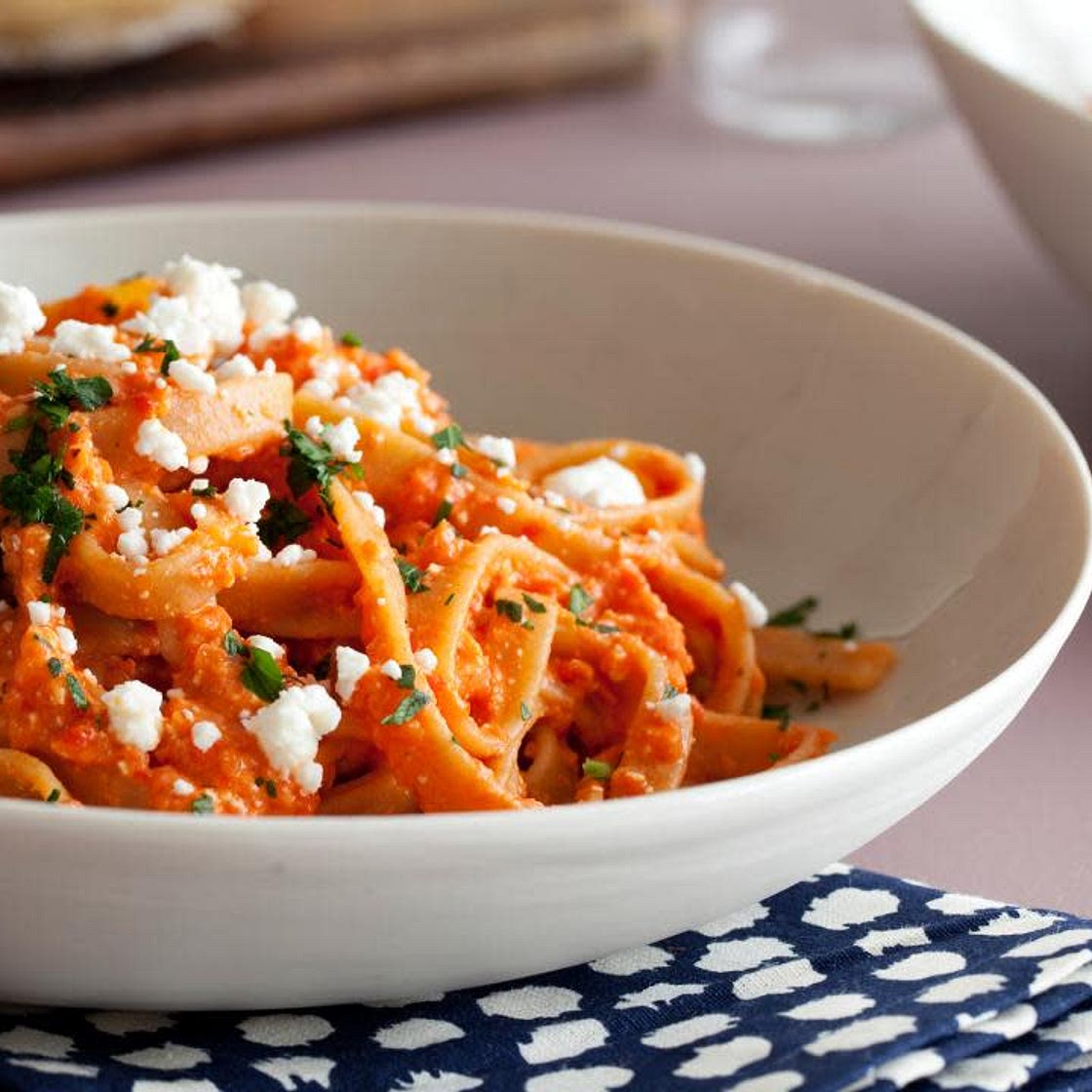 Fettuccine with Creamy Red Pepper-Feta Sauce