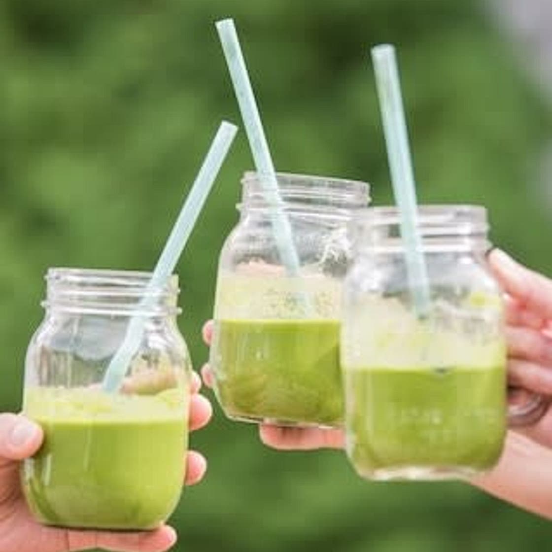 Cucumber/Pineapple (Bloat-Reducing Smoothie)