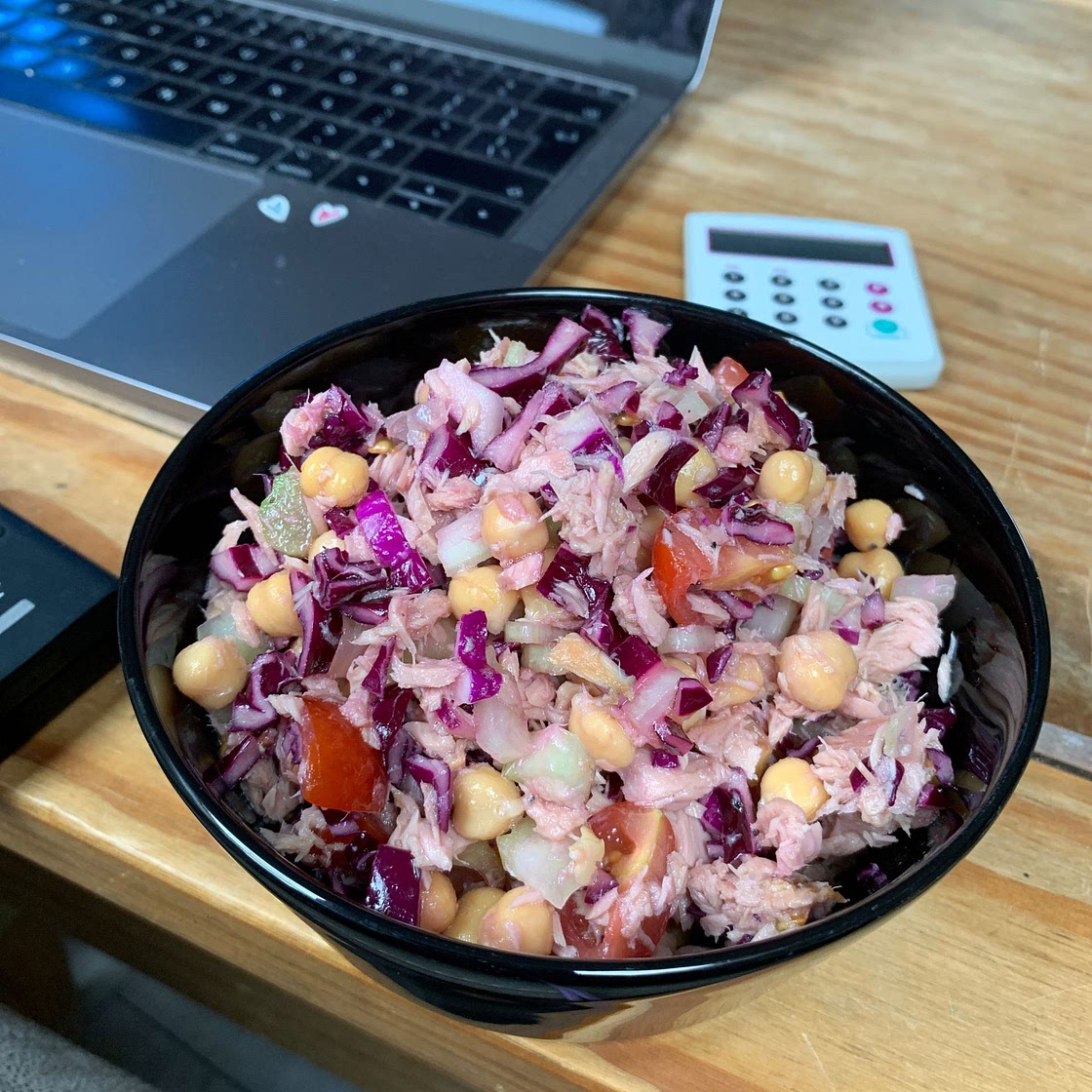 Chickpea and tuna salad