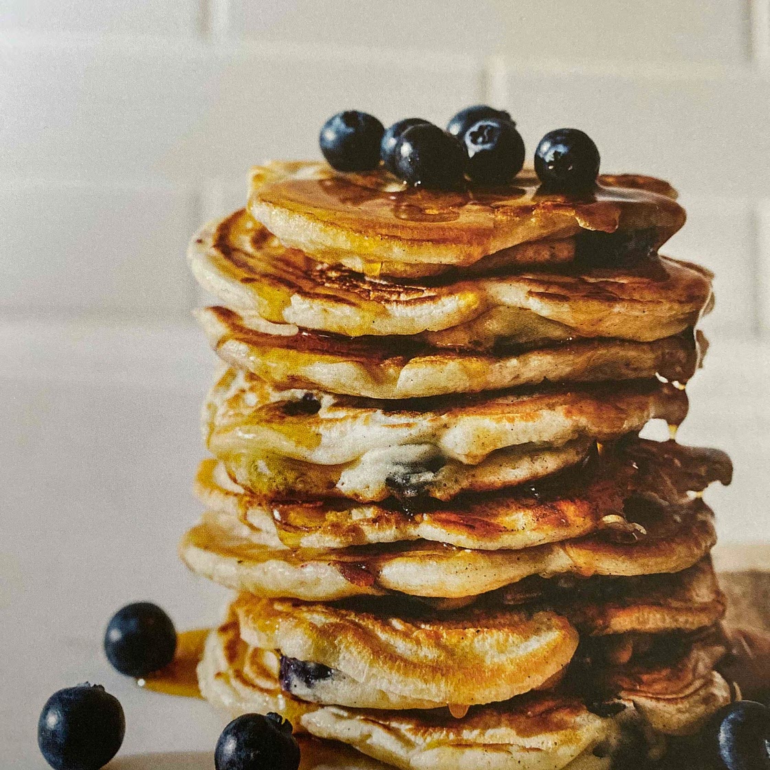 Blueberry and vanilla pancakes 