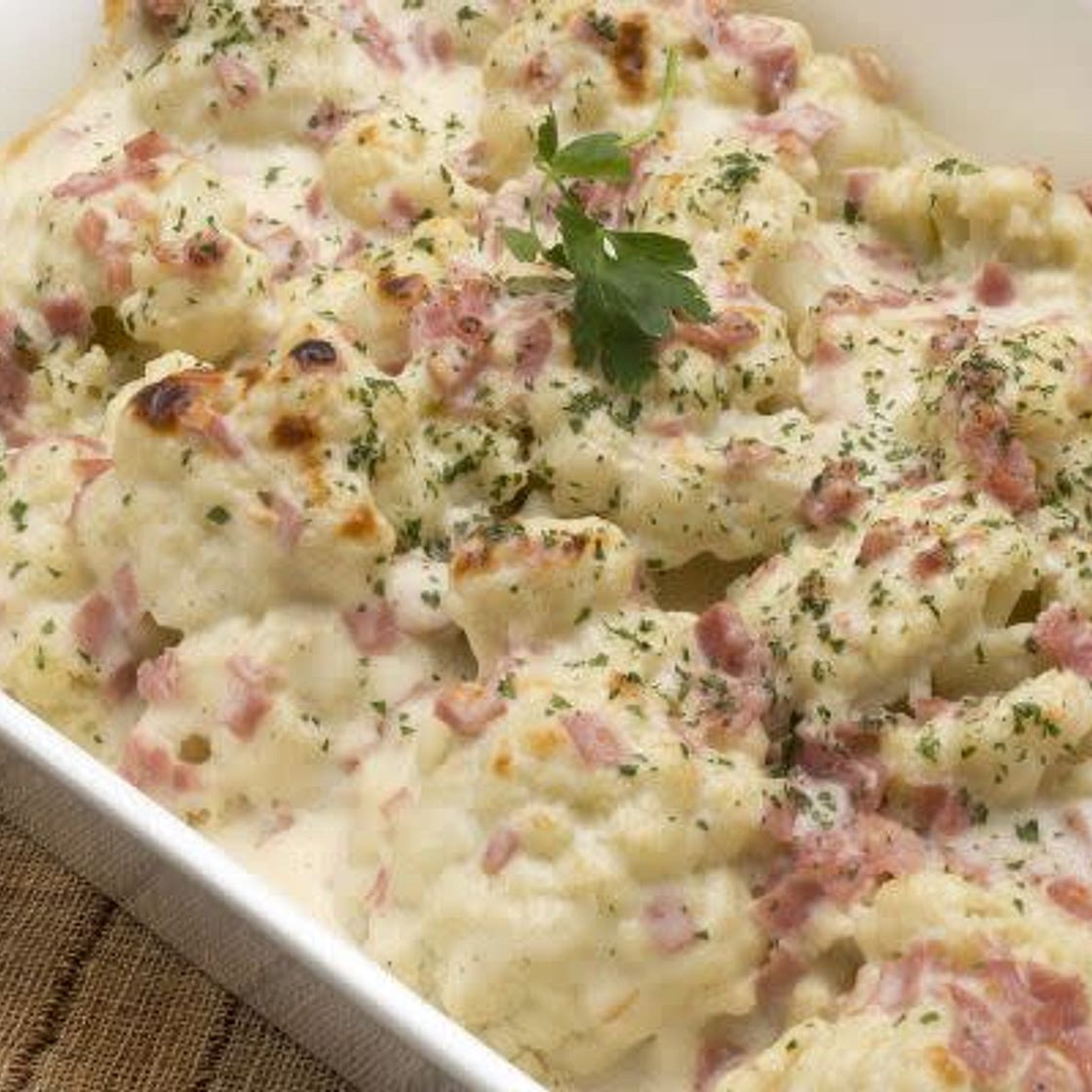 Coliflor con bechamel y jamón