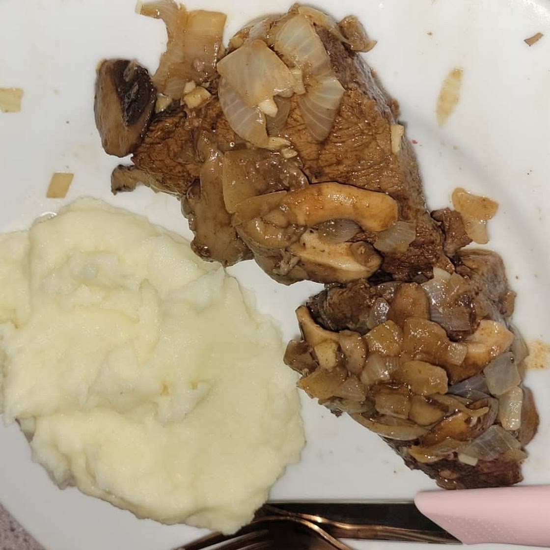 Bistro Streaks with Mushrooms and Onions