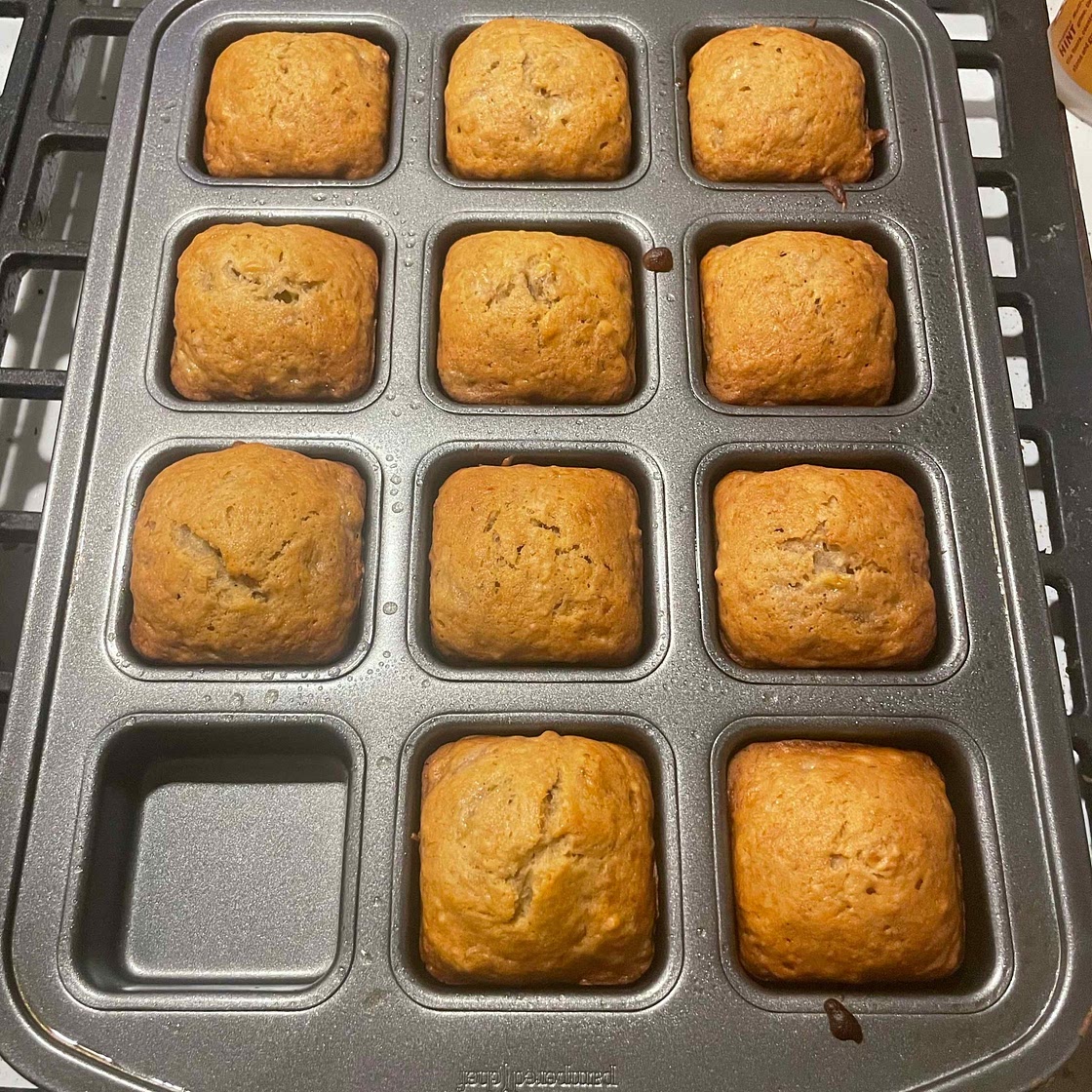 One-Bowl Banana Bread! Find Out Why It's The Best Recipe EVER