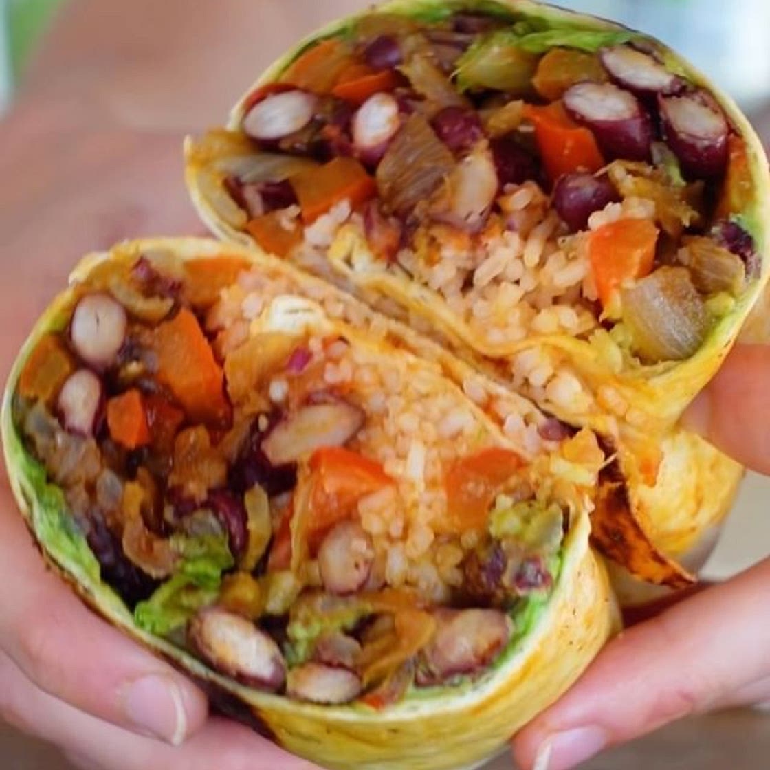 ULTIMATE VEGGIE BURRITO 🌯
