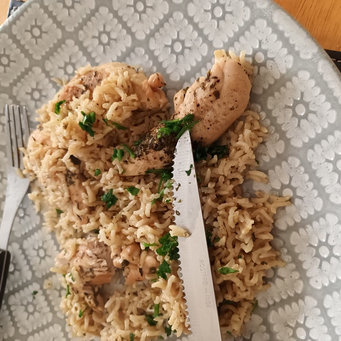 One Pot Lemon Herb Chicken & Rice