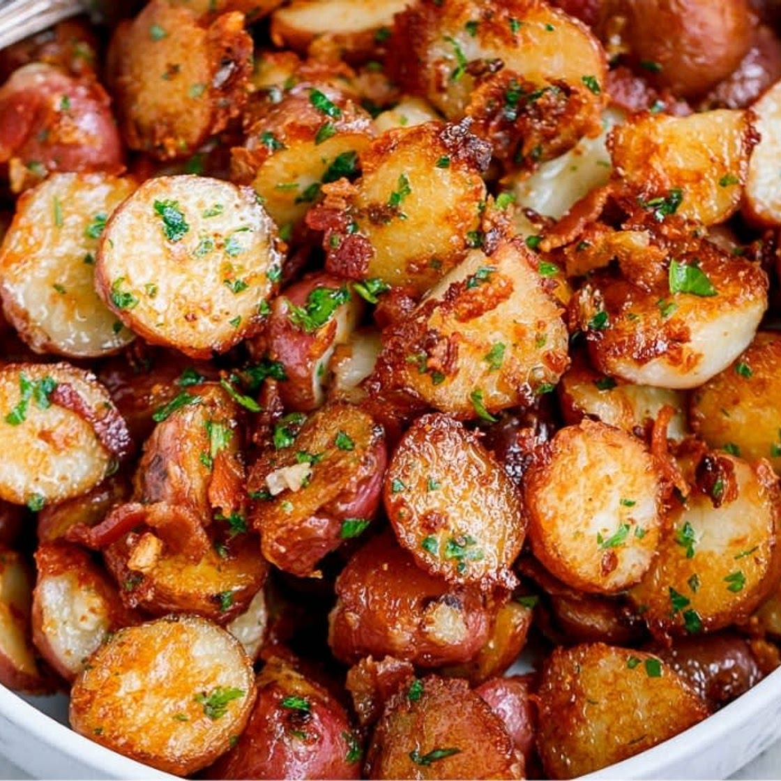 Roasted garlic butter parmesan potatoes