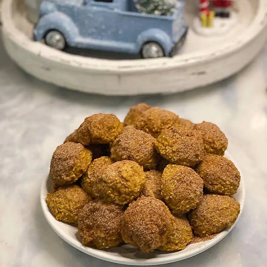 35 Calorie Pumpkin Spice Donut Holes