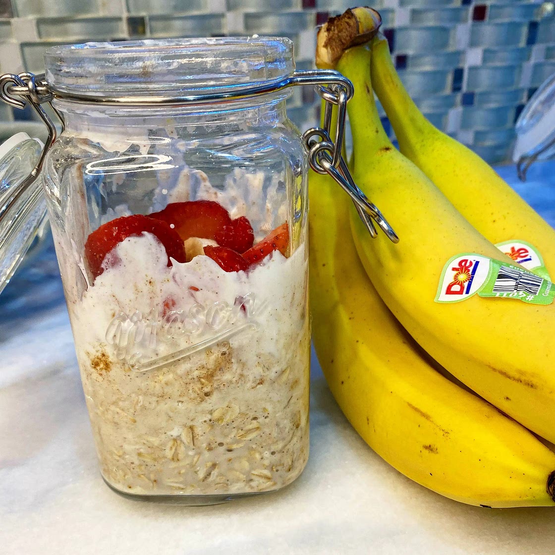 Strawberry Banana Protein Overnight Oats