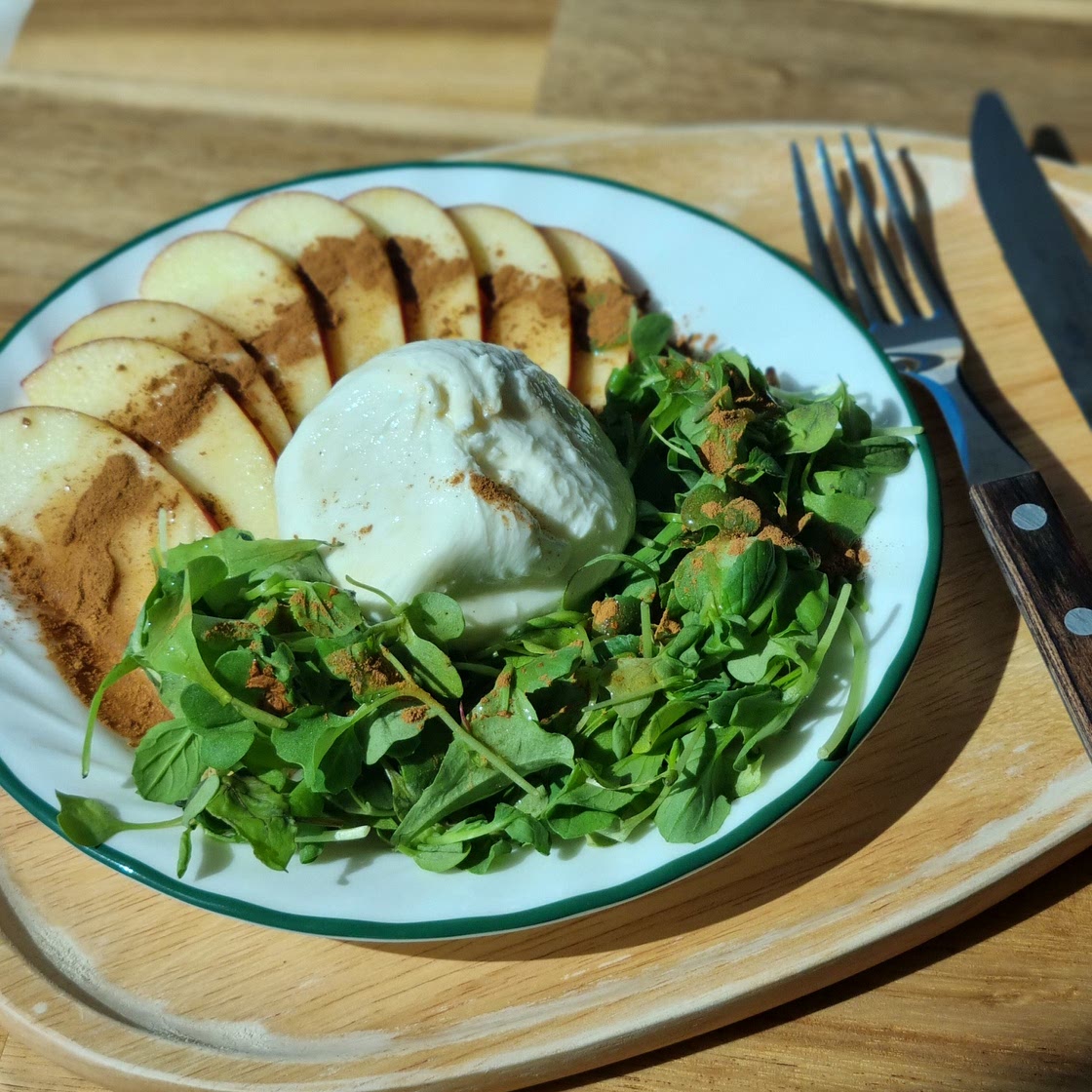 Apple Cinnamon Burrata Cheese Salad