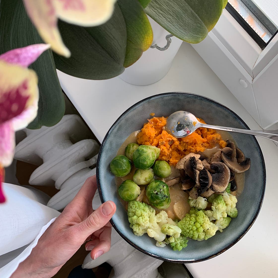 Tofu with sweet potato bowl