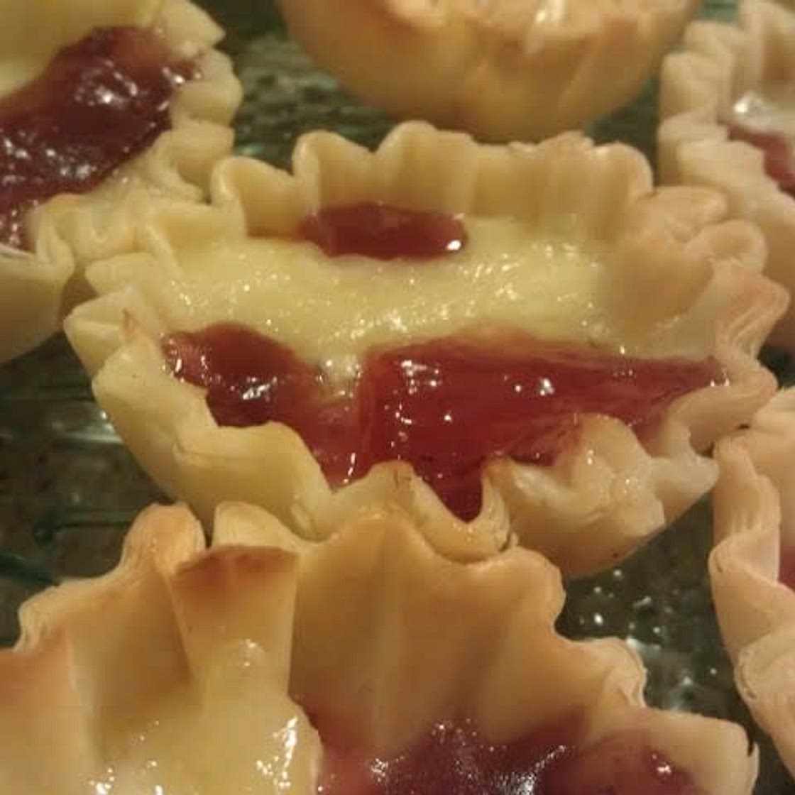 Brie Cups