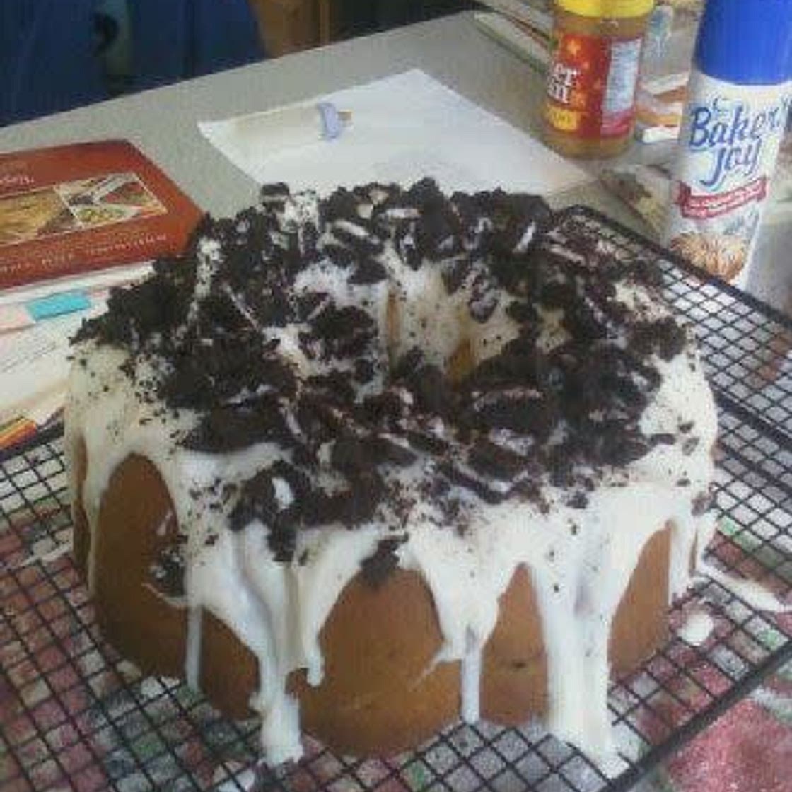 Cookies 'N Cream Cake
