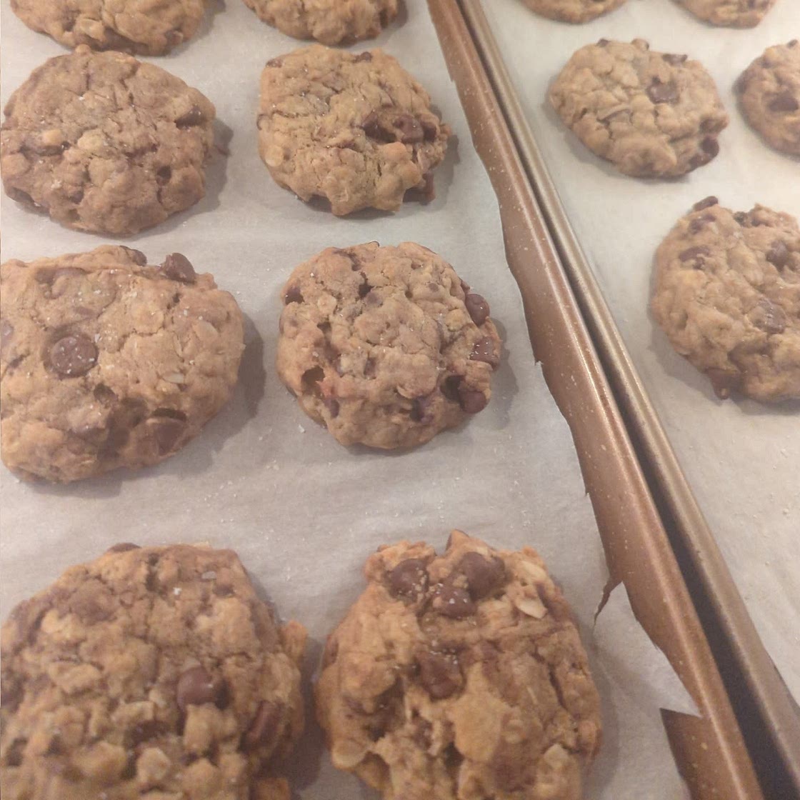 Brown Butter Oatmeal Chocolate Chip Cookies