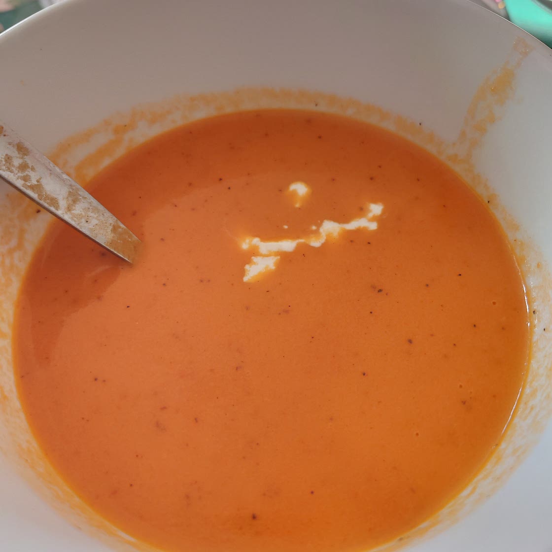 Roasted red bell pepper soup