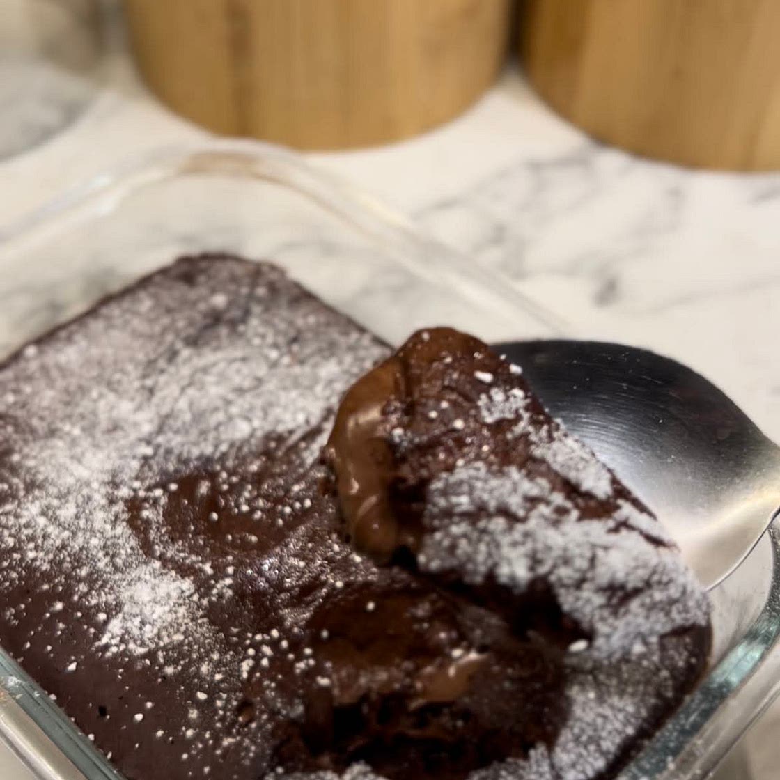 Quick nutella brownies in microwave