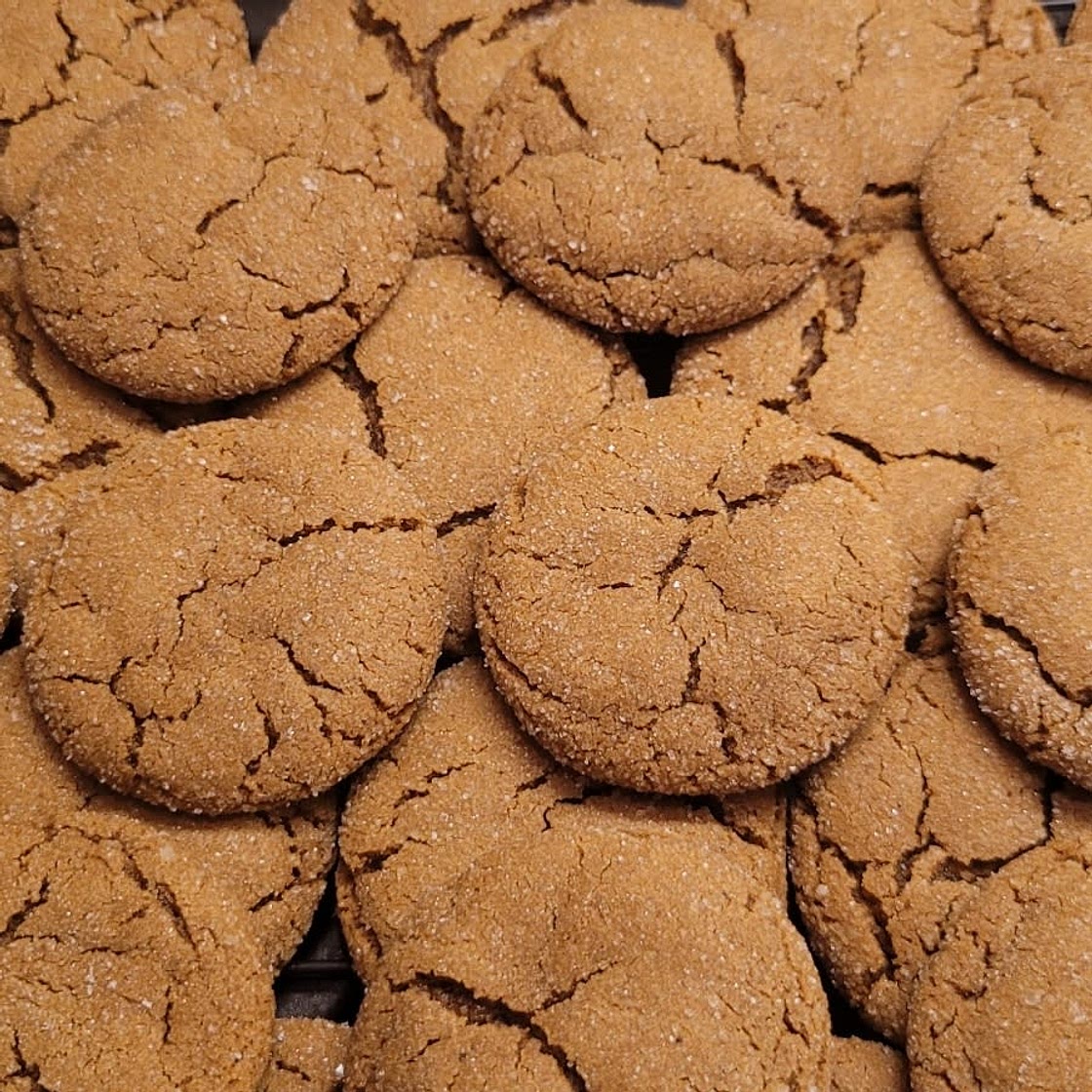 Chewy Ginger Molasses Cookies
