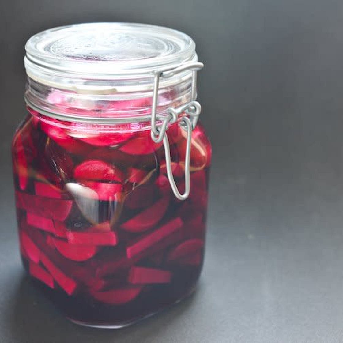 Lacto fermentation : Betteraves aux herbes