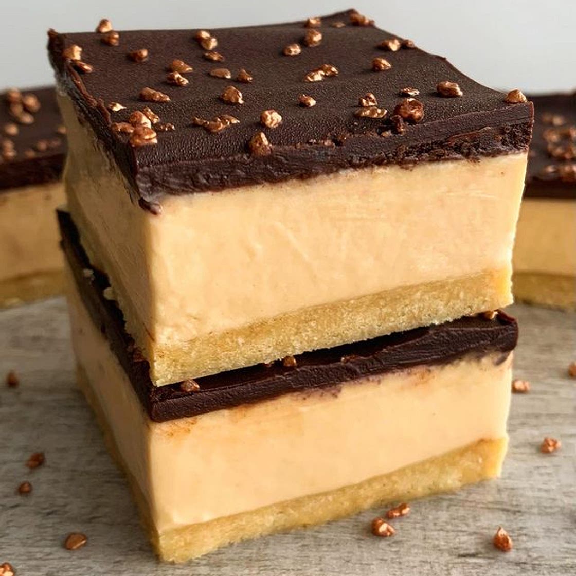 NO-BAKE MILLIONAIRES CHEESECAKE BARS 😍