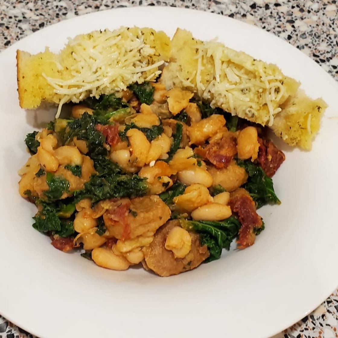Sun Dried Tomato, Kale, and White Bean Skillet