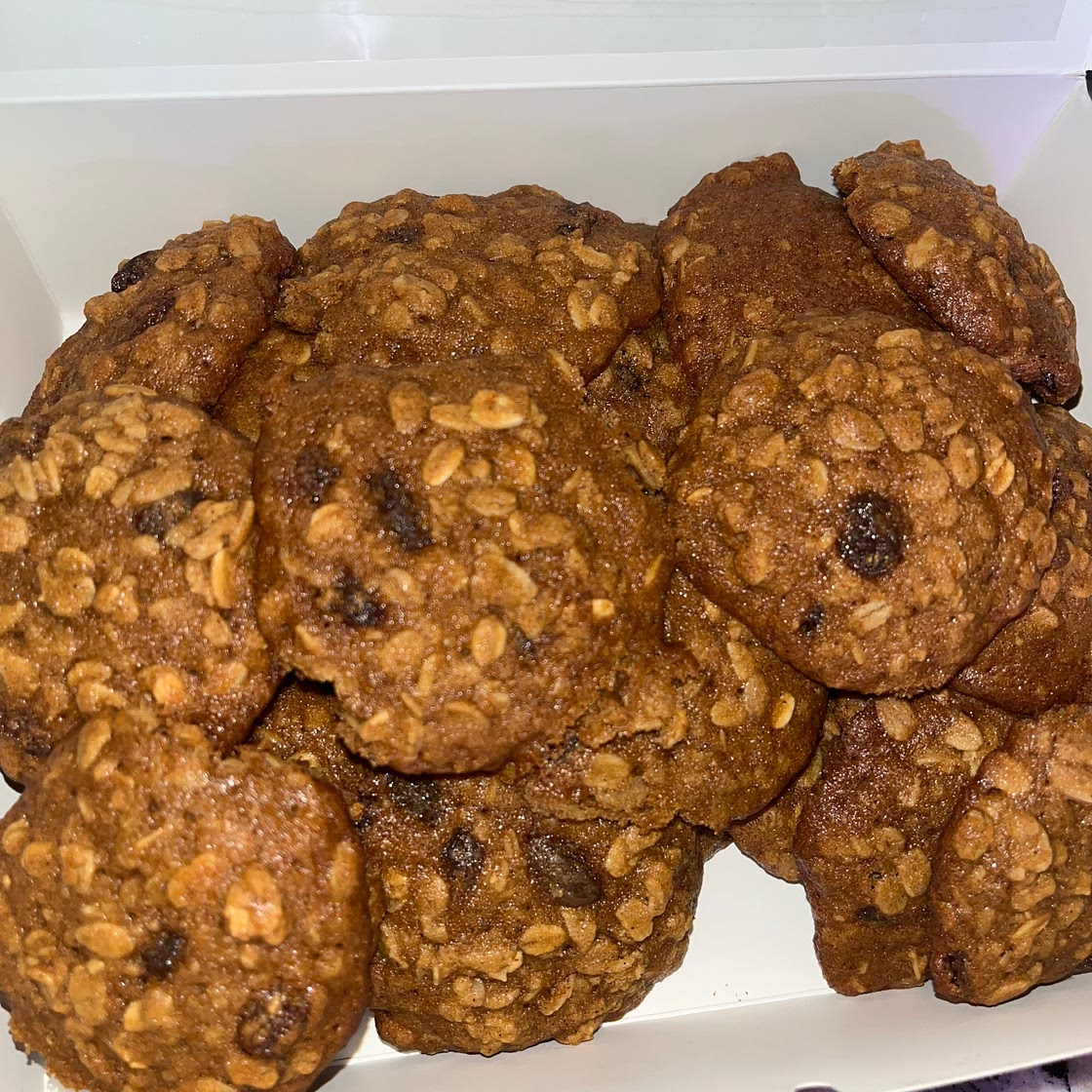 Oatmeal Raisin Cookies