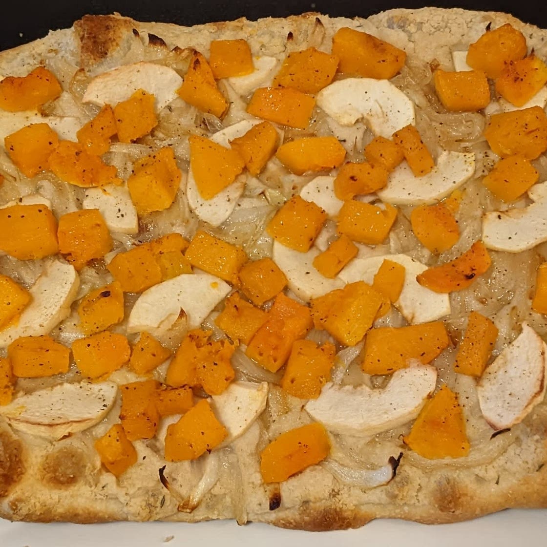 Vegan Pizza With Apple, Butternut Squash and Caramelized Onions