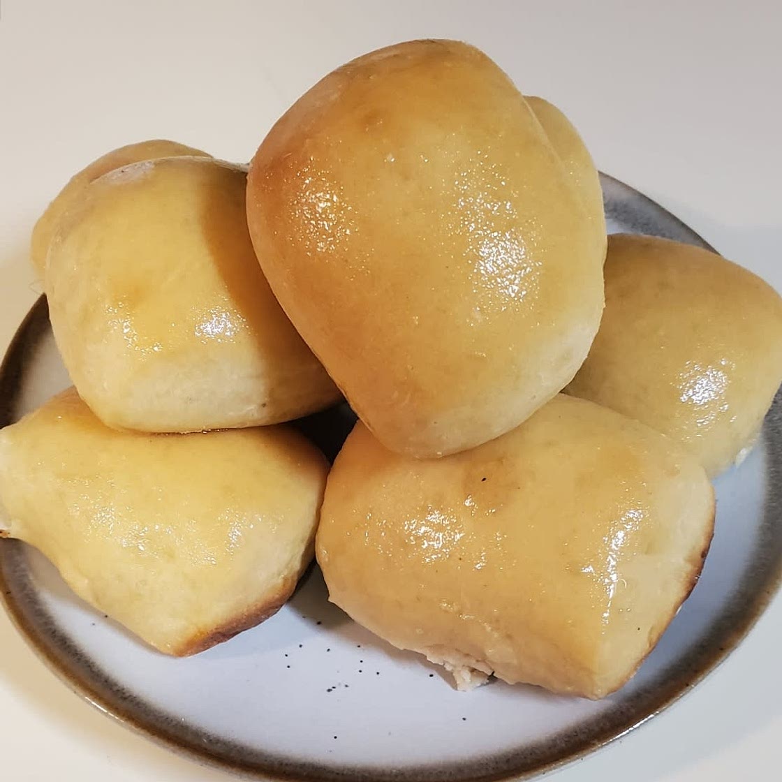 Copycat Texas Roadhouse Rolls