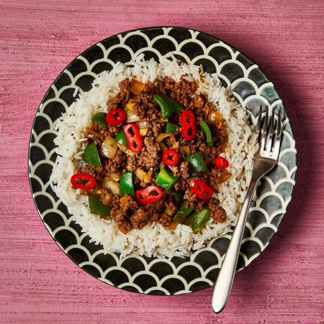 Chinese-Style Beef & Pepper Stir-Fry With Rice