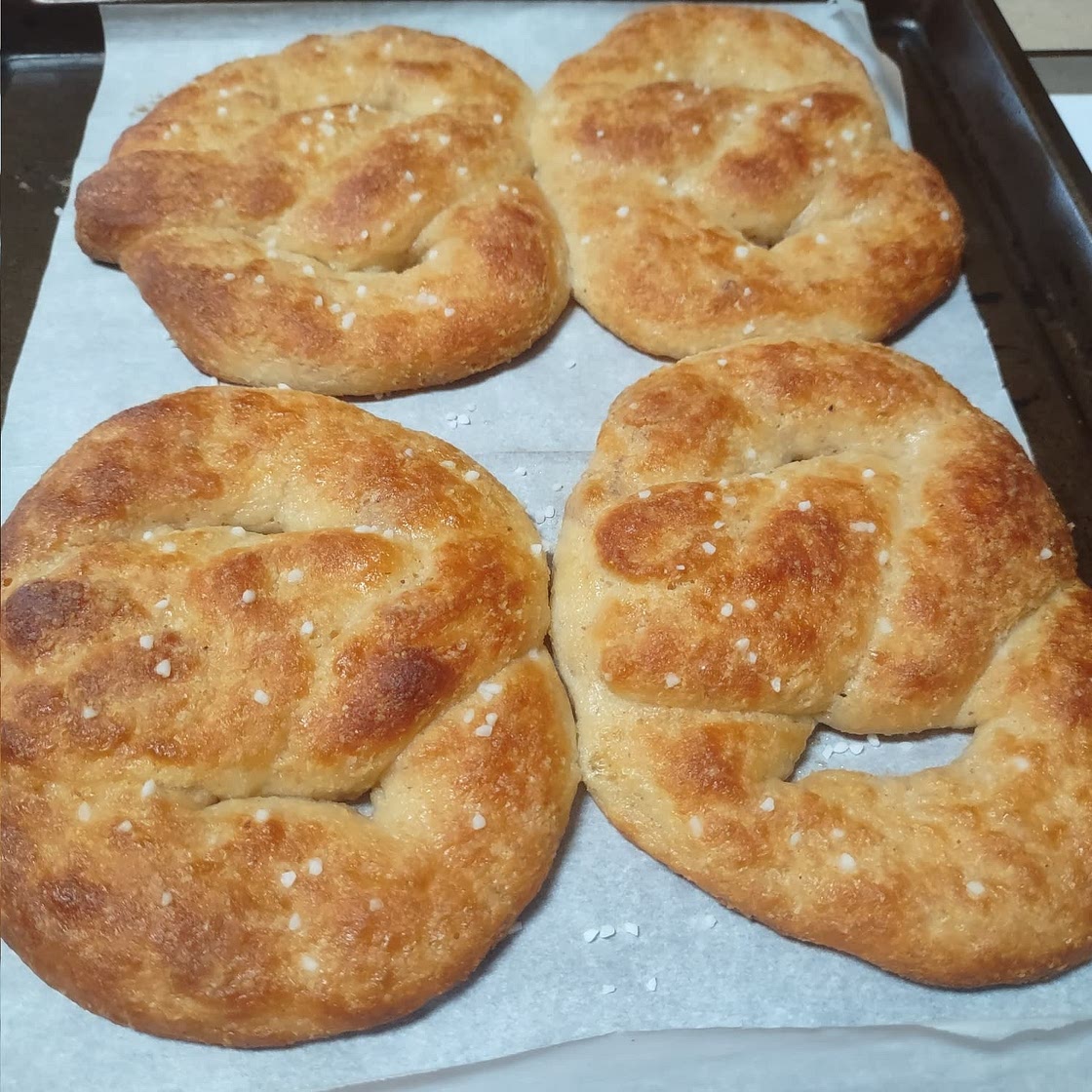 Keto Soft Pretzels