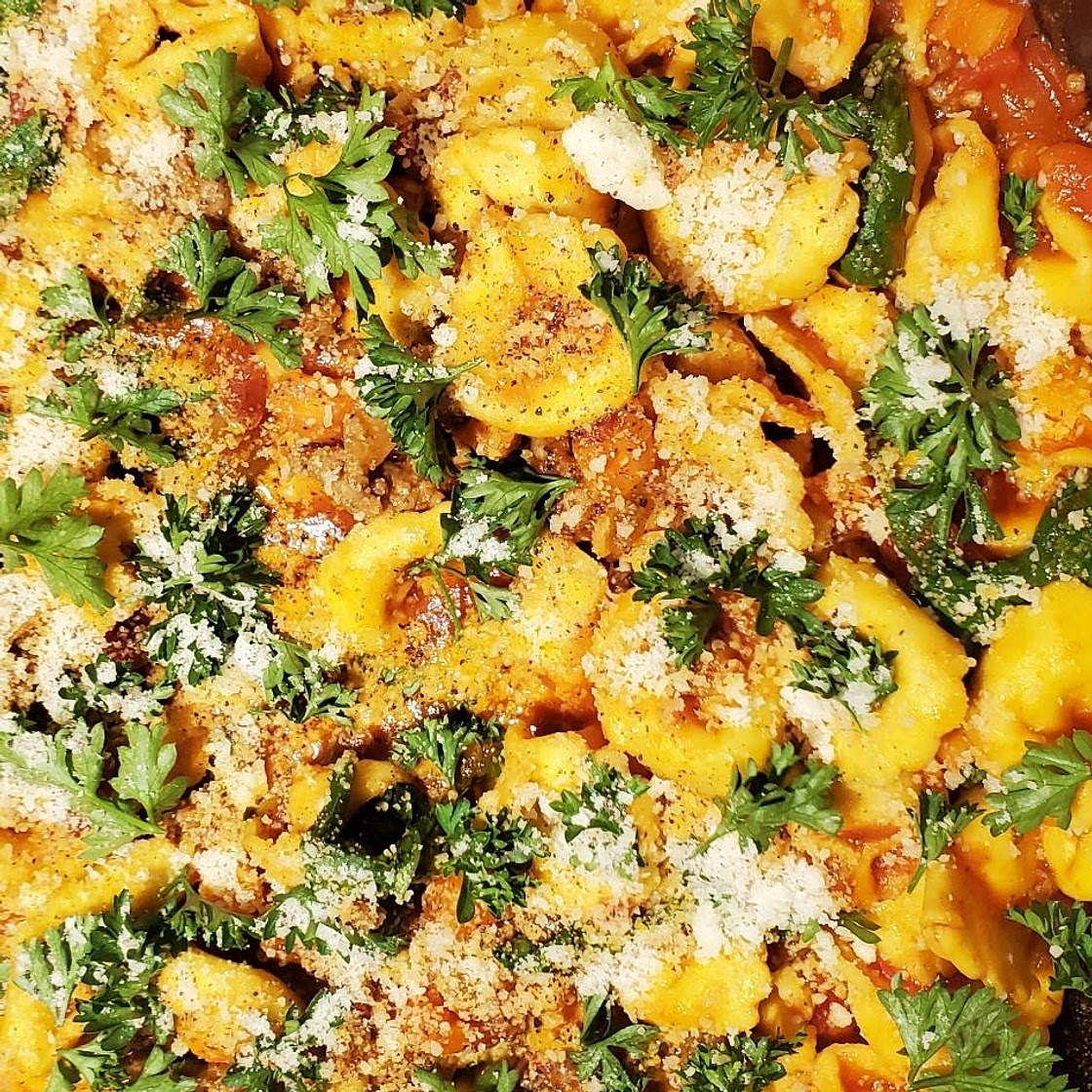 Italian Sausage Tortellini Skillet