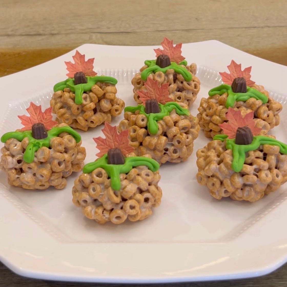 Pumpkin Krispy Treats